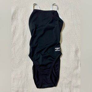 NWOT Speedo Black and White Endurance Training Swimsuit - Size 30